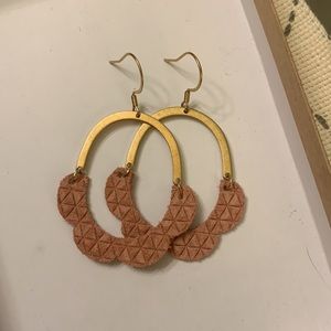 Sela designs earrings